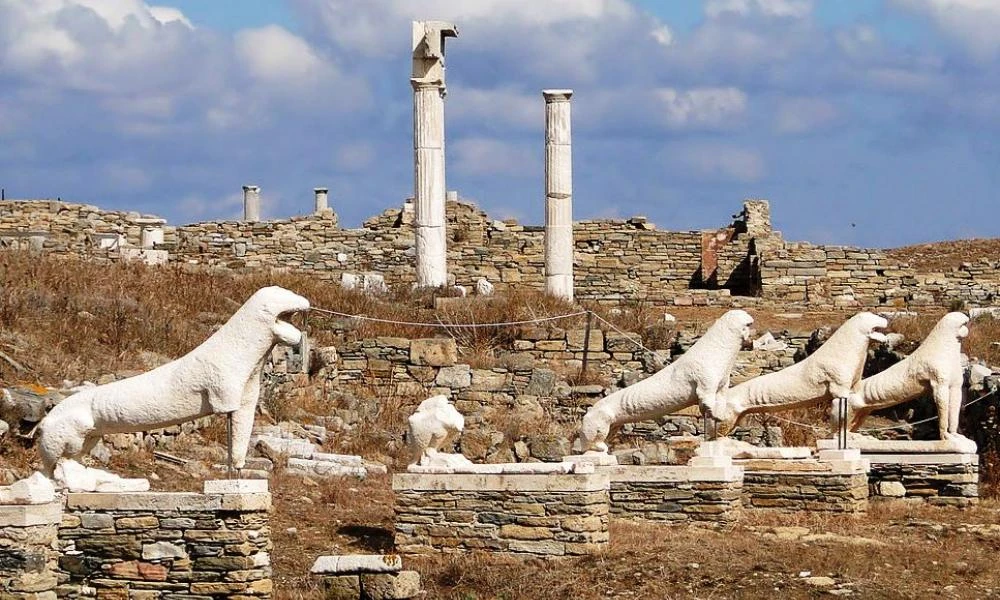 Απίστευτο! Βυθίζεται το νησί της Ελλάδας που είναι γνωστό ως η γενέτειρα του Απόλλωνα (Βίντεο)